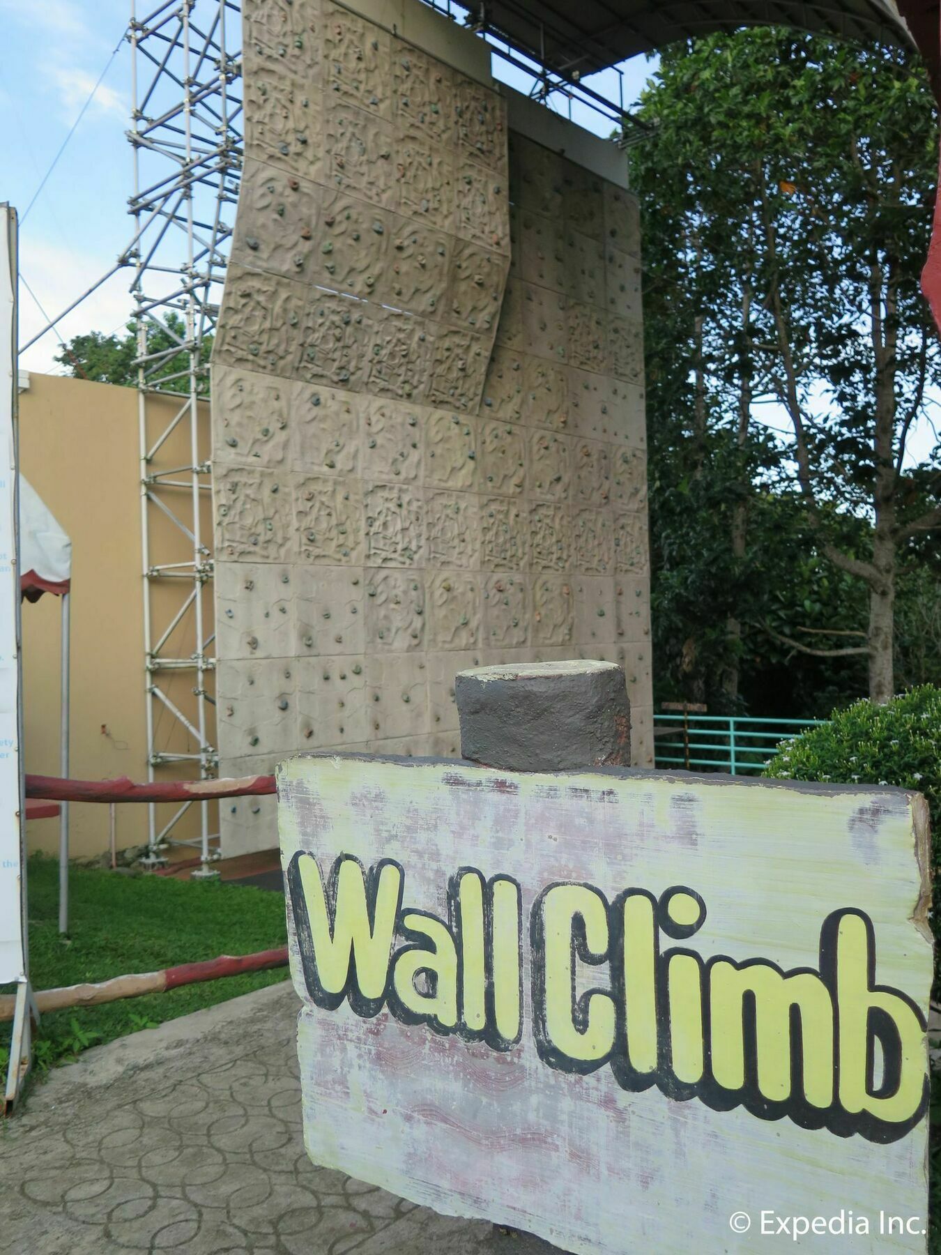 D'Leonor Inland Resort & Adventure Park Davao Exterior photo